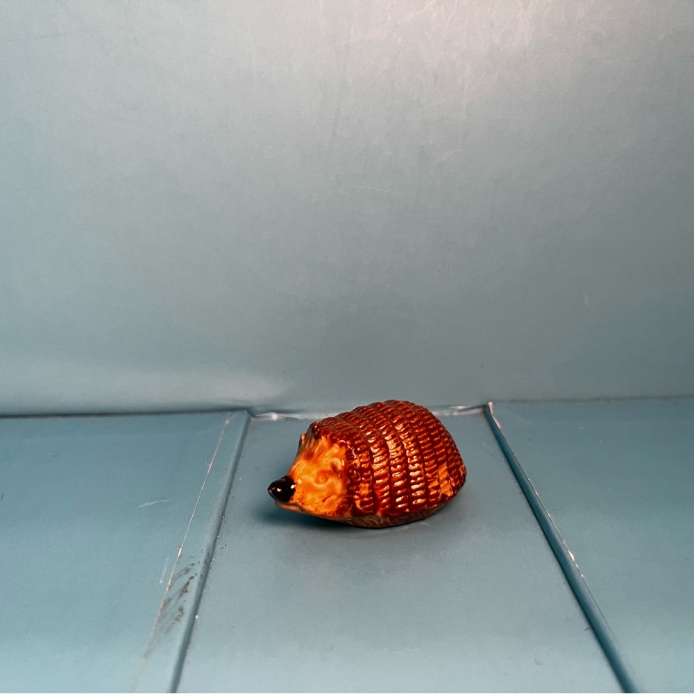 Wade Whimsies - Red Rose Tea - 
Hedgehog